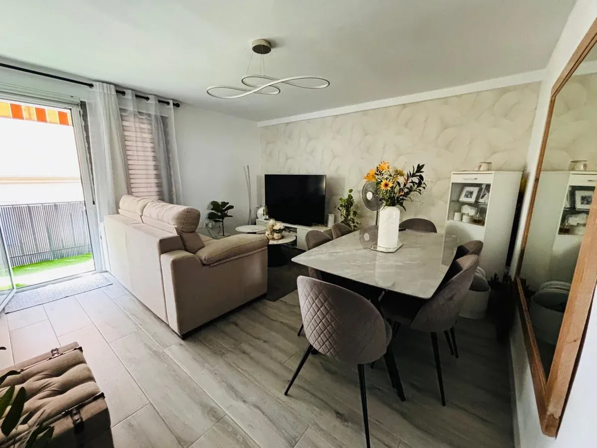 3 Bedroom Apartment For SaleLas Lagunas