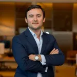 Renovated ground floor apartment with private garden in Aloha Gardens 2