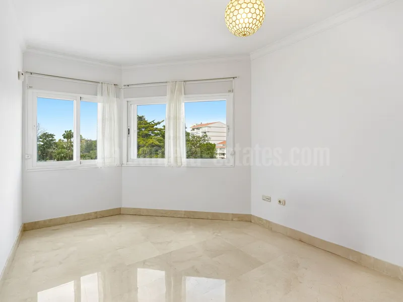 Elegant two-bedroom, beachfront apartment, located in the prestigious Jardin del Mediterráneo, Golden Mile Marbella