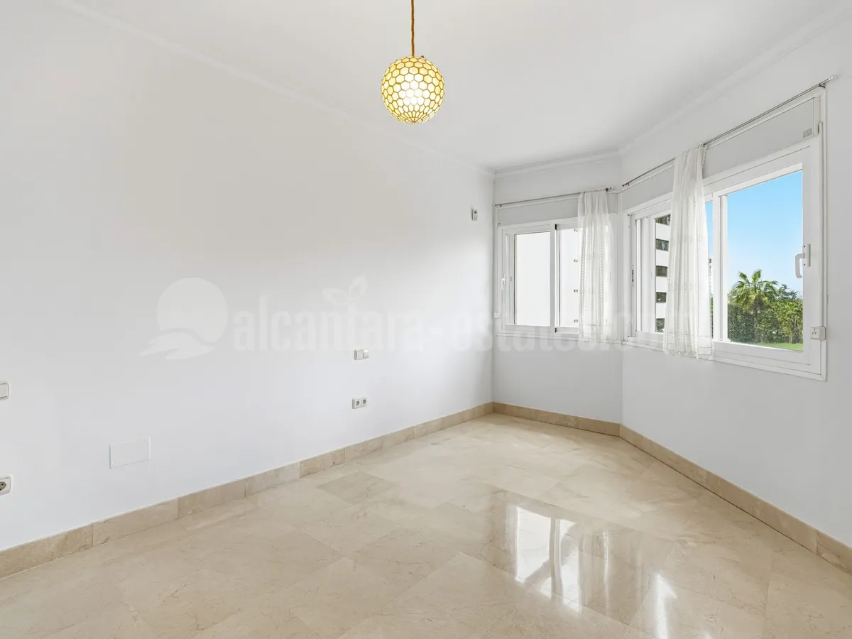 Elegant two-bedroom, beachfront apartment, located in the prestigious Jardin del Mediterráneo, Golden Mile Marbella