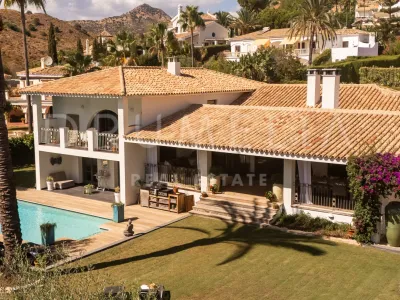 Elegant villa with sea views on an elevated plot in El Paraíso Alto, Benahavís