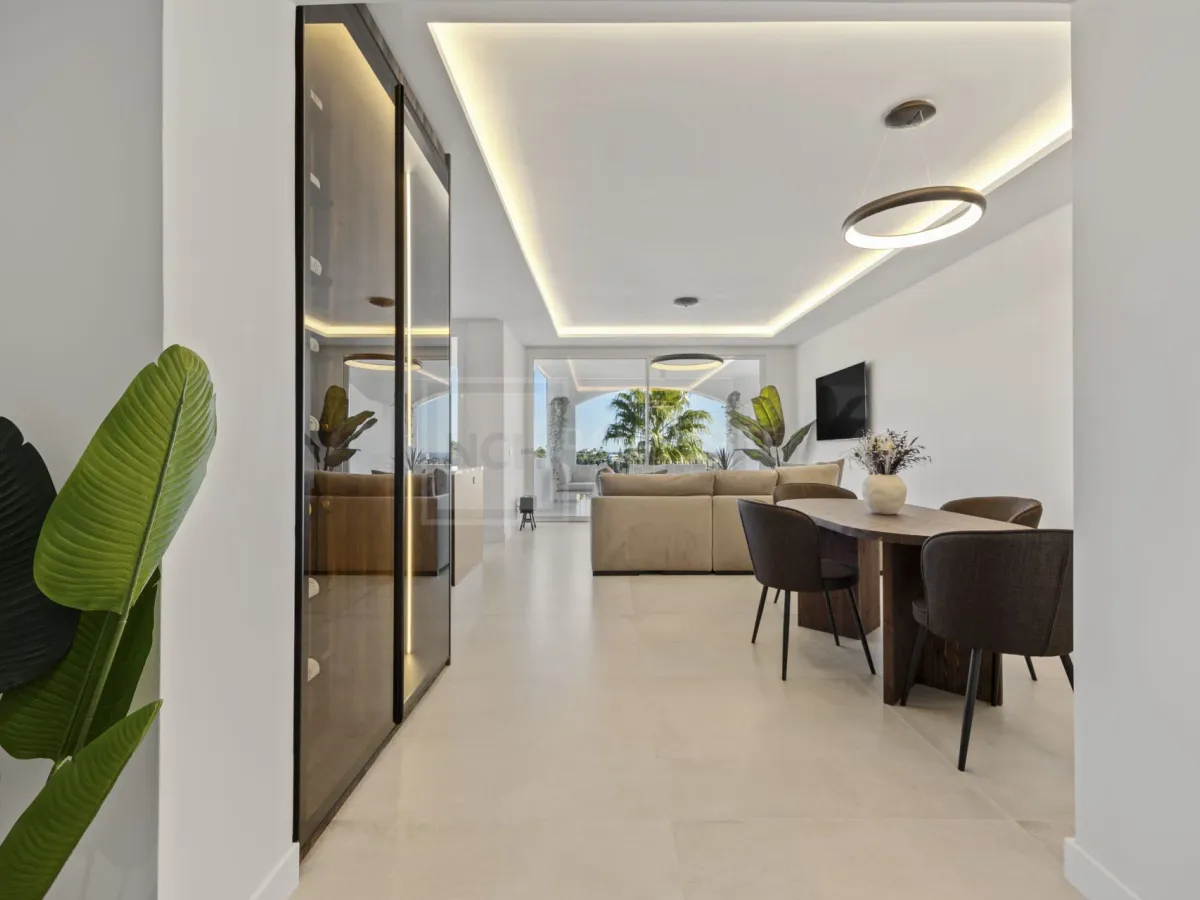 Elegant 3-bedroom Apartment With Sea and Mountain Views in Altos de La Quinta