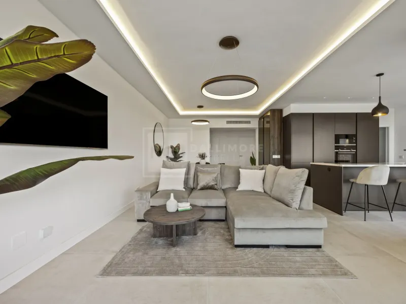 Elegant 3-bedroom Apartment With Sea and Mountain Views in Altos de La Quinta