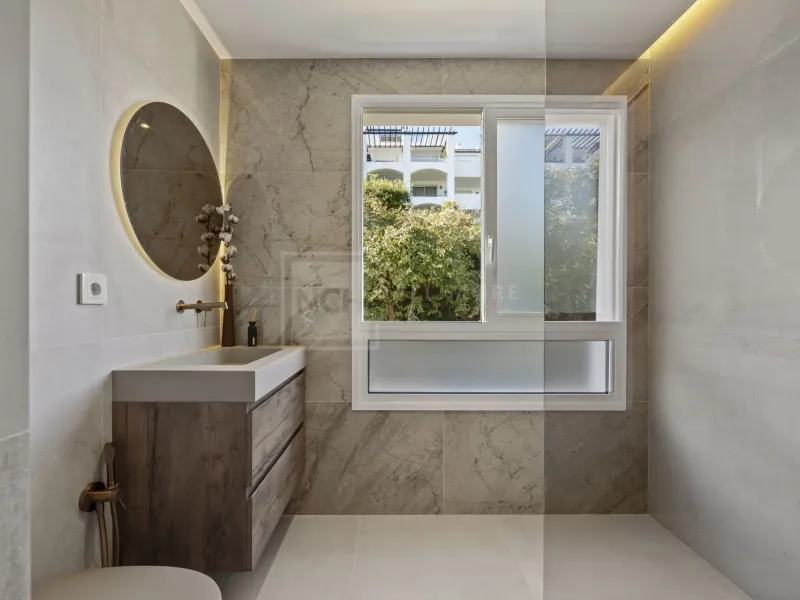 Elegant 3-bedroom Apartment With Sea and Mountain Views in Altos de La Quinta