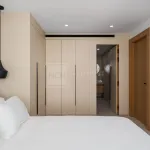 Renovated 3-Bedroom Penthouse With Terrace And La Concha To Sea Views 15