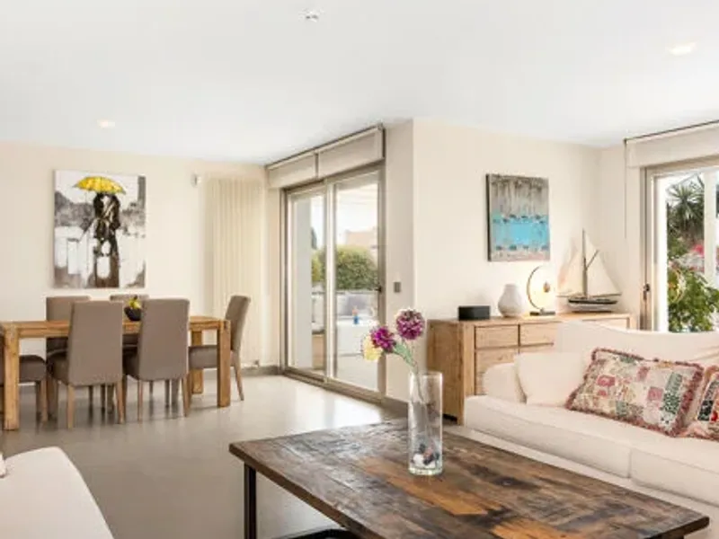 Beachside Villa in Marbesa, Marbella East