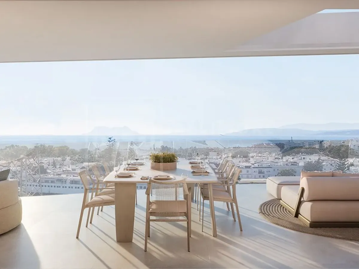 Modern Three-Bedroom Penthouse With Expansive Terraces On The New Golden Mile