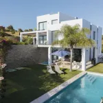 Beachside Villa in Marbesa, Marbella East 7