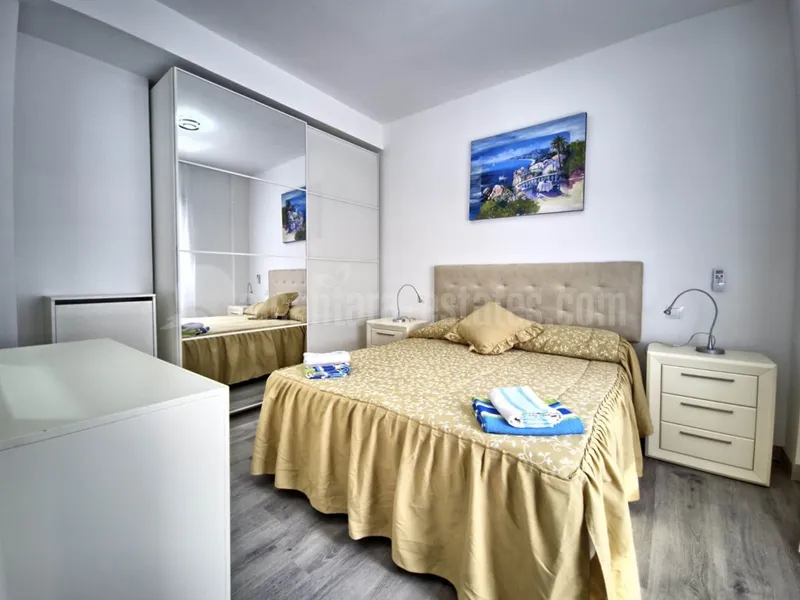 Beautifully refurbished 2 bedroom apartment beachside in the heart of Marbella