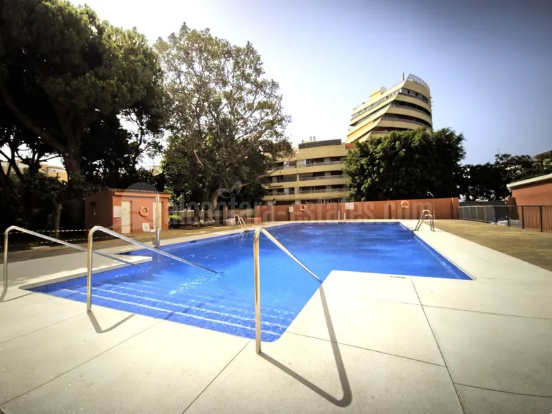 Beautifully refurbished 2 bedroom apartment beachside in the heart of Marbella