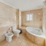 Fantastic, southwest-facing four-bedroom duplex penthouse, set in a prime position within the prestigious Puerto Banús, Marbella 12