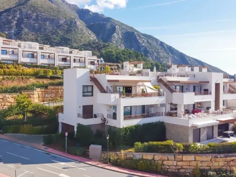 3 Bedroom Apartment For SaleIstán