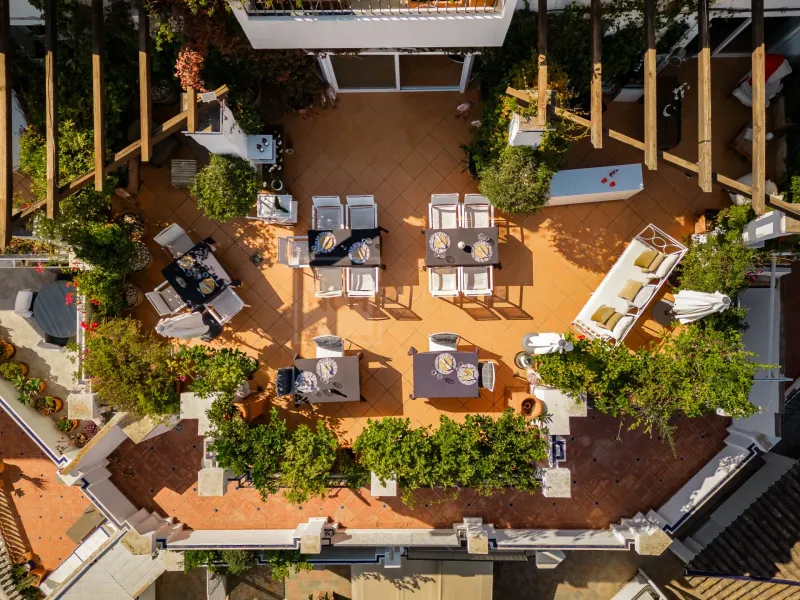 Amazing property with panoramic views!