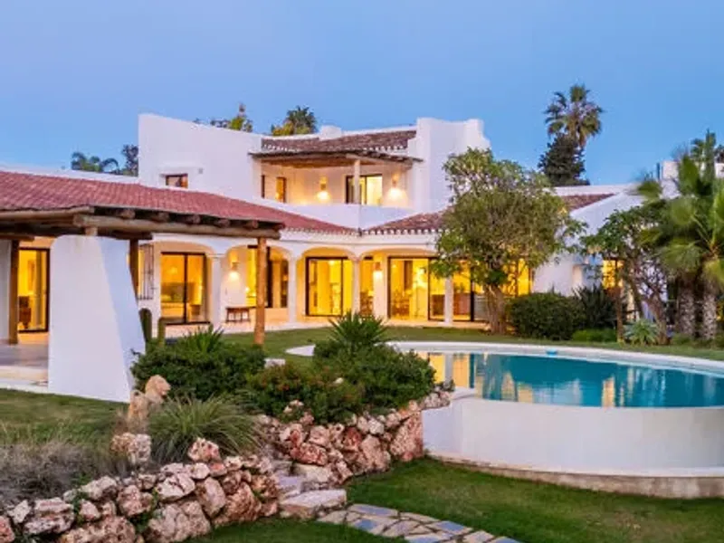 Elegant Contemporary Villa – San Pedro de Alcántara, Marbella