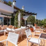 Amazing property with panoramic views! 8