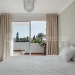 Sea view apartment on prime location 13