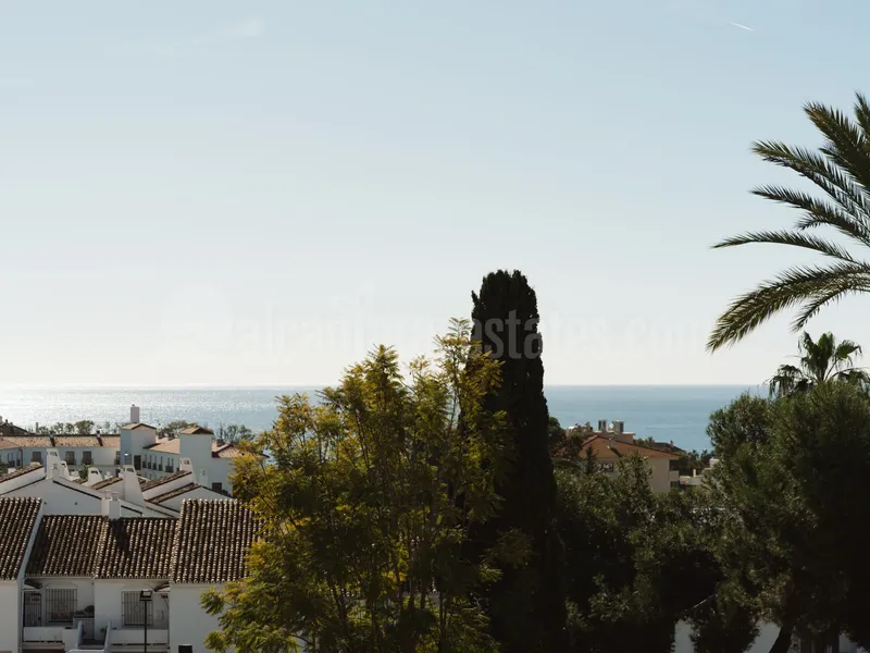 Sea view apartment on prime location