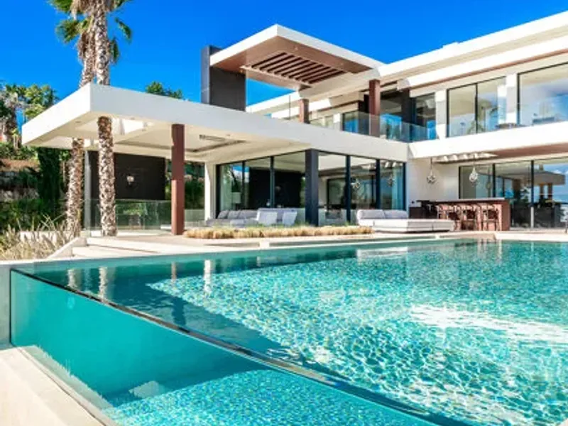 Blue Horizon - Stunning contemporary house with panoramic sea views in Los Flamingos Golf Resort, Benahavis