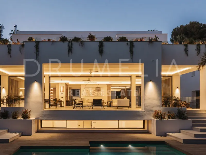 The Golden One- Luxury Modern Eco-Friendly Villa in The Golden 7 Urbanization- Golden Mile, Marbella