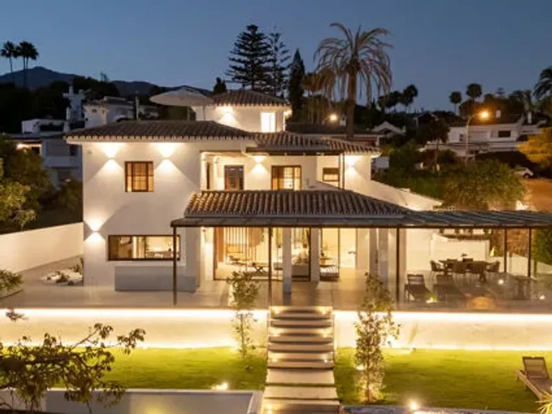 The Golden One- Luxury Modern Eco-Friendly Villa in The Golden 7 Urbanization- Golden Mile, Marbella