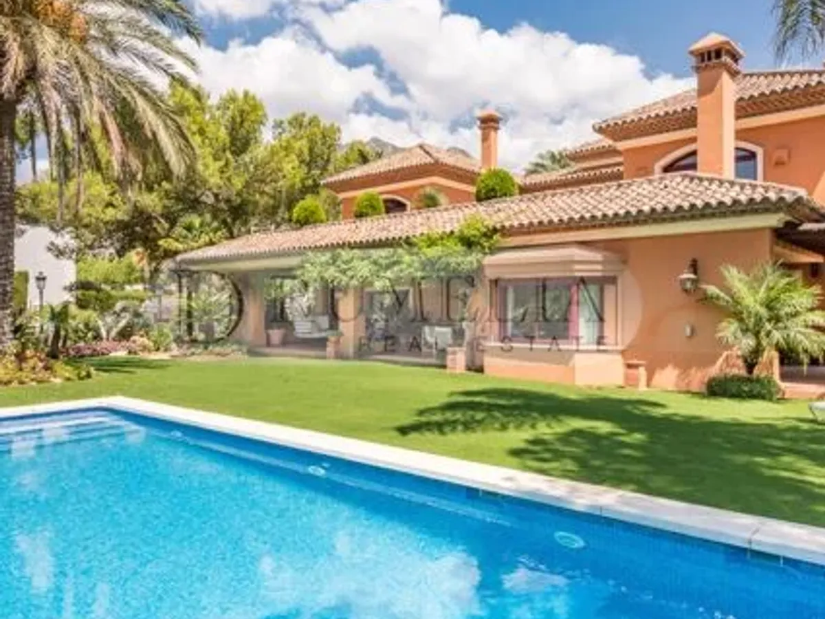 The Golden One- Luxury Modern Eco-Friendly Villa in The Golden 7 Urbanization- Golden Mile, Marbella