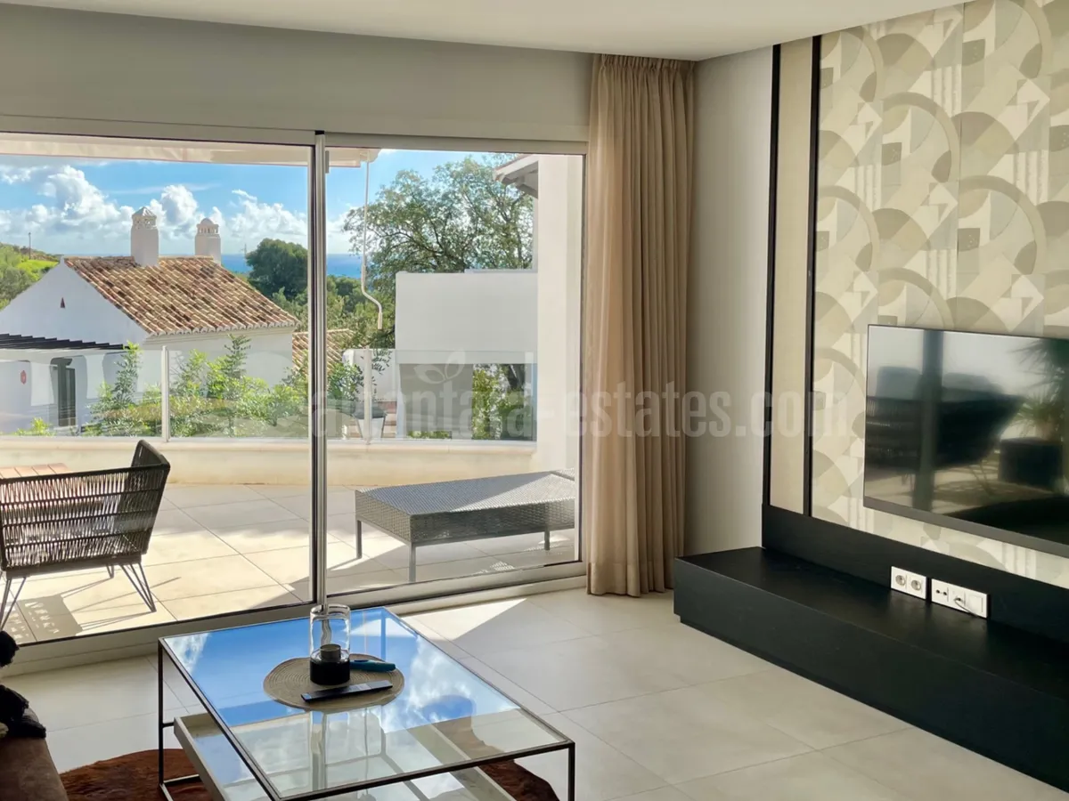 Rare opportunity ELEMENTS - Altos de Los Monteros / New construction from 2022, 1 room bijou 58m2 like first occupancy fully furnished with sea views