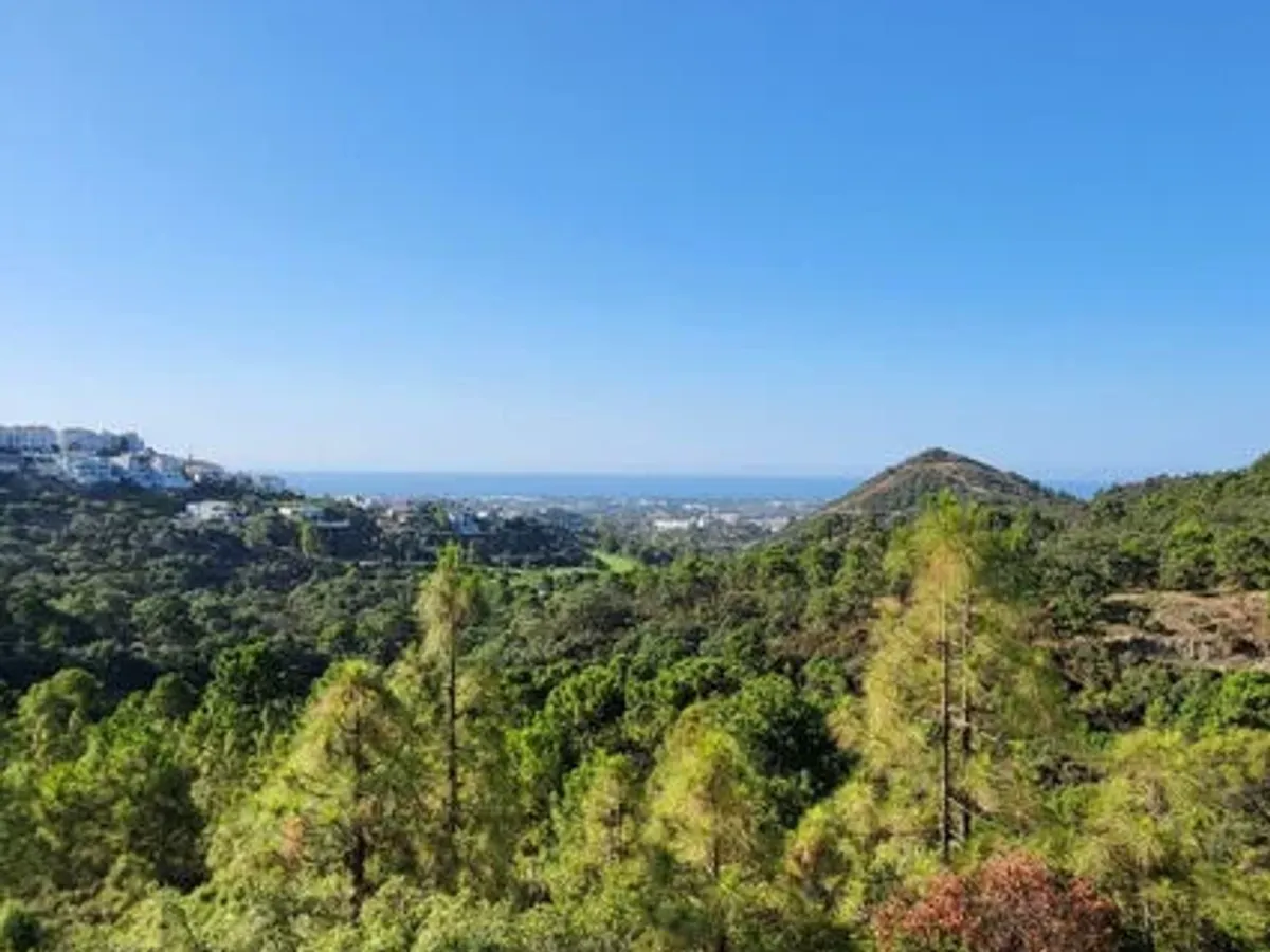 Villa Futura - Unique ultramodern state-of-art luxury villa with wow factor in La Reserva de Alcuzcuz, Benahavis