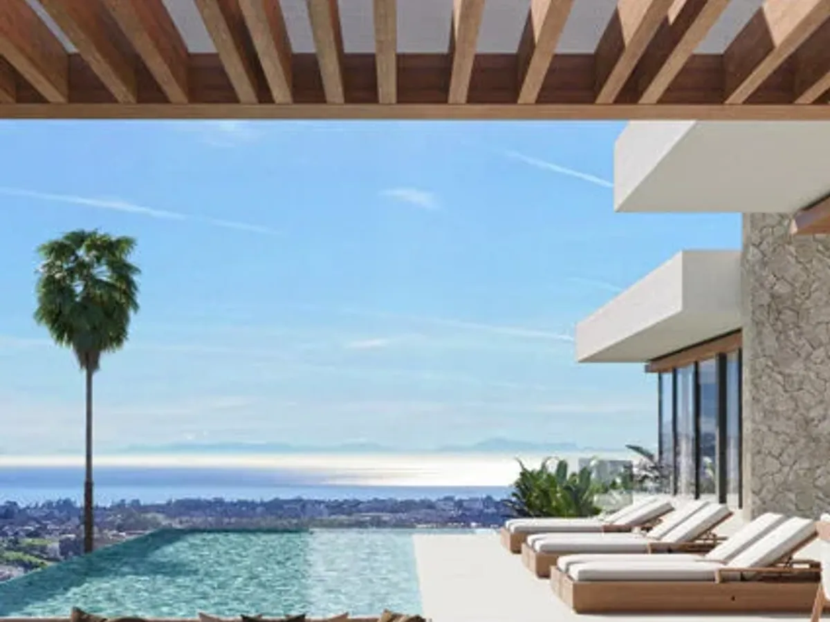 Casa Cielo - Magnificent modern villa with panoramic sea, mountain and golf views in El Herrojo, Benahavís