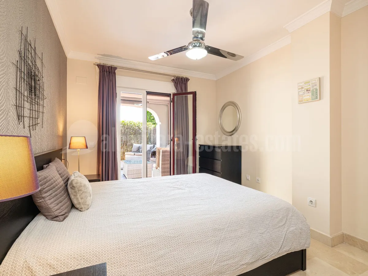 EXCEPTIONAL GARDEN APARTMENT IN RESIDENCIAL NORAY SAN PEDRO BEACH  JUST 100M FROM THE BEACHFRONT PROMENADE