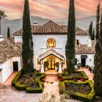 Casa Terregles - High-end mansion with Andalusian charm, panoramic views and luxury amenities in La Zagaleta, Benahavis 1