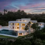 Casa Terregles - High-end mansion with Andalusian charm, panoramic views and luxury amenities in La Zagaleta, Benahavis 12