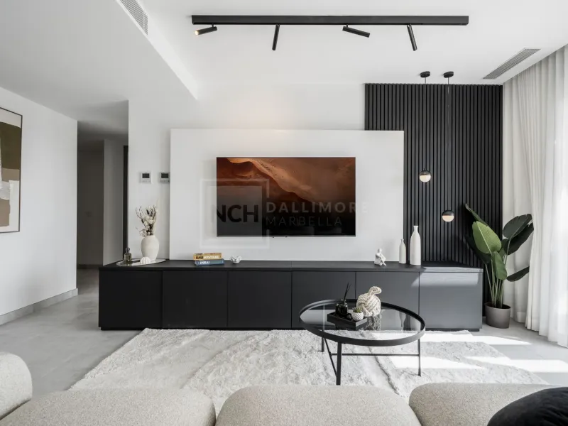 BRAND-NEW PENTHOUSE WITH PANORAMIC VIEWS LOCATED IN ATALAYA