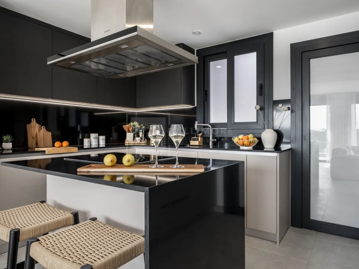 BRAND-NEW PENTHOUSE WITH PANORAMIC VIEWS LOCATED IN ATALAYA