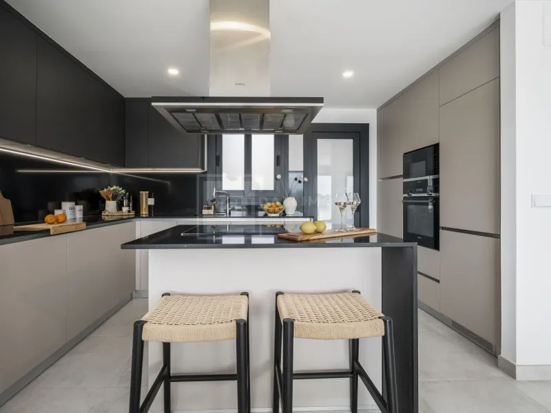 BRAND-NEW PENTHOUSE WITH PANORAMIC VIEWS LOCATED IN ATALAYA