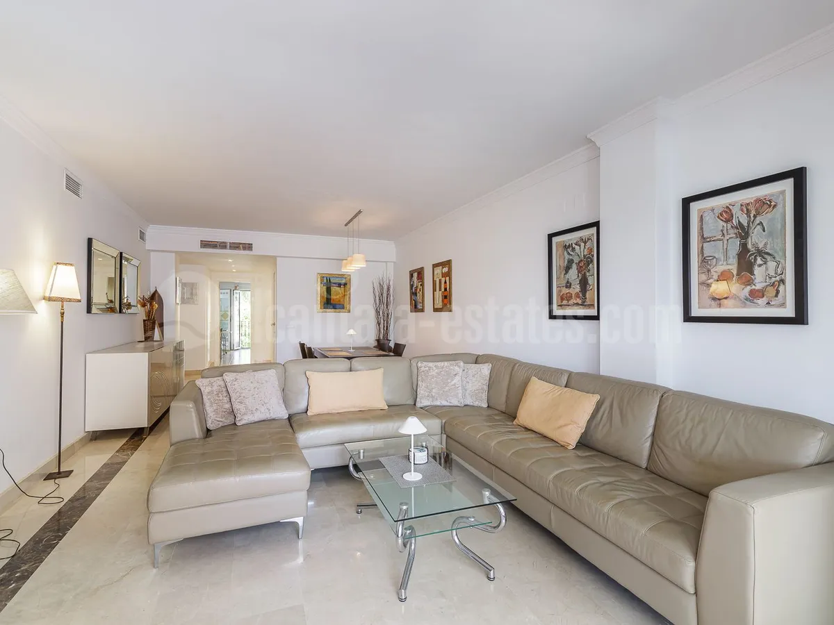 Three bedroom apartment for sale in La Gavia, San Pedro Beach