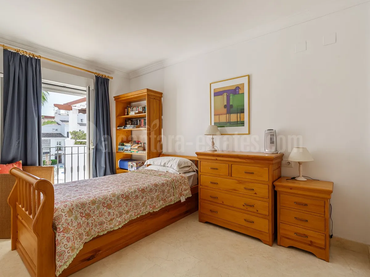 Three bedroom apartment for sale in La Gavia, San Pedro Beach