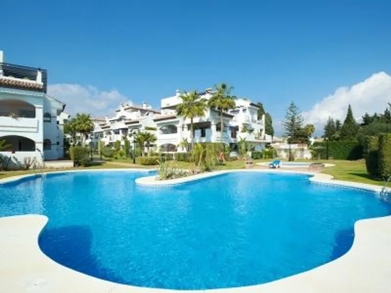 Three bedroom apartment for sale in La Gavia, San Pedro Beach