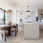 FULLY REFURBISHED 3-BEDROOM PENTHOUSE LOCATED IN MARBELLA CENTRO 3