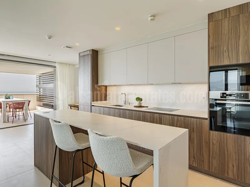 Apartment with incredible views for sale in Malaga Towers