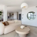 FULLY REFURBISHED 3-BEDROOM PENTHOUSE LOCATED IN MARBELLA CENTRO 7