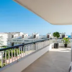 FULLY REFURBISHED 3-BEDROOM PENTHOUSE LOCATED IN MARBELLA CENTRO 12