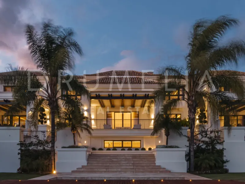 Villa Toccata - New Stylish Luxury Modern Mediterranean Villa, Sierra Blanca, Marbella