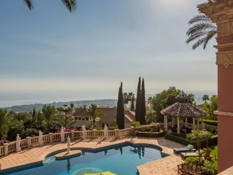 Villa Toccata - New Stylish Luxury Modern Mediterranean Villa, Sierra Blanca, Marbella