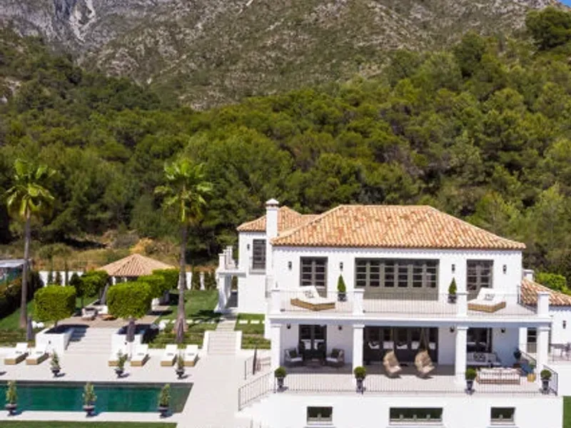 Villa Toccata - New Stylish Luxury Modern Mediterranean Villa, Sierra Blanca, Marbella