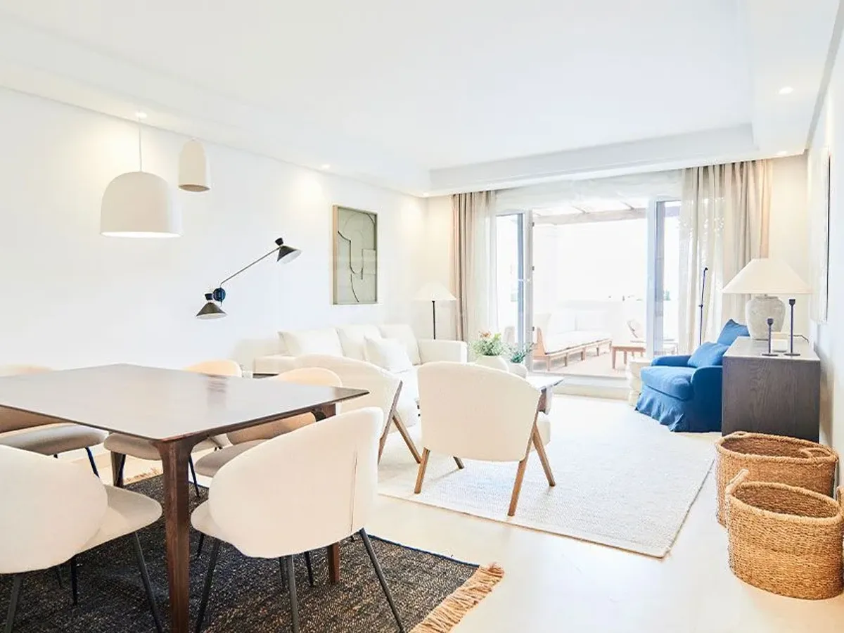 2-BEDROOM FULLY FURNISHED PENTHOUSE IN NUEVA ANDALUCIA