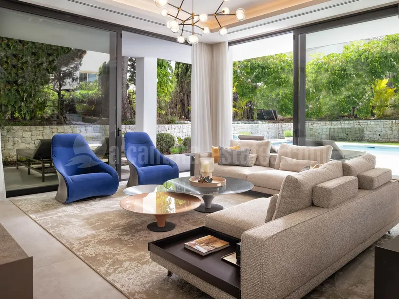 LUXURY CONTEMPORARY VILLA FOR SALE IN URB. LA PERA, NEAR PUERTO BANUS