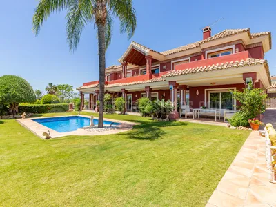 Villa for sale in Balcon de San Pedro
