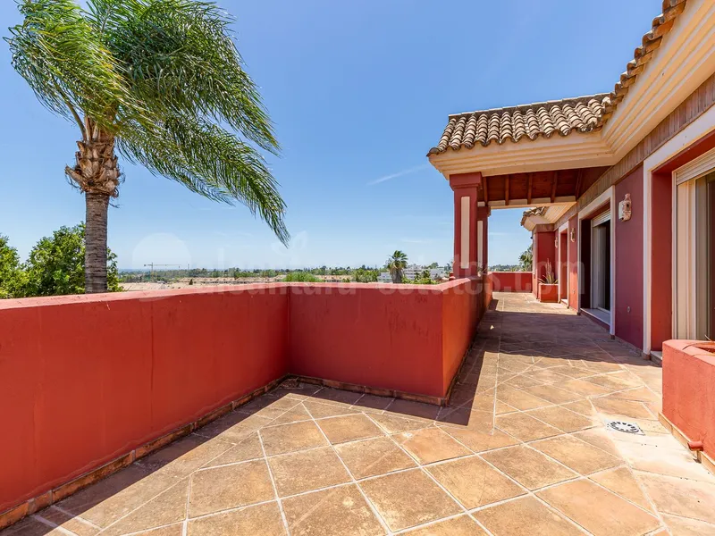 Villa for sale in Balcon de San Pedro