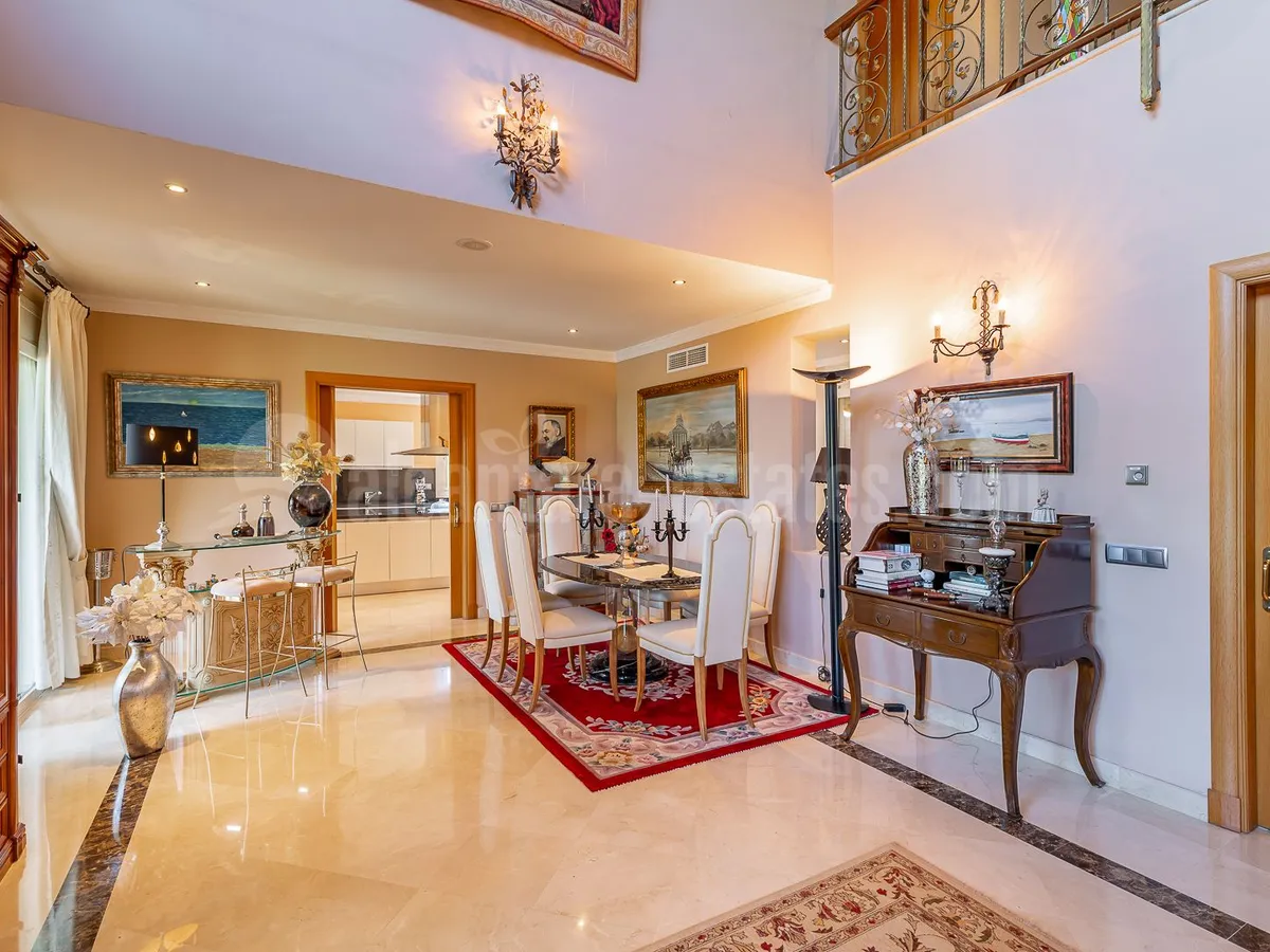 Villa for sale in Balcon de San Pedro