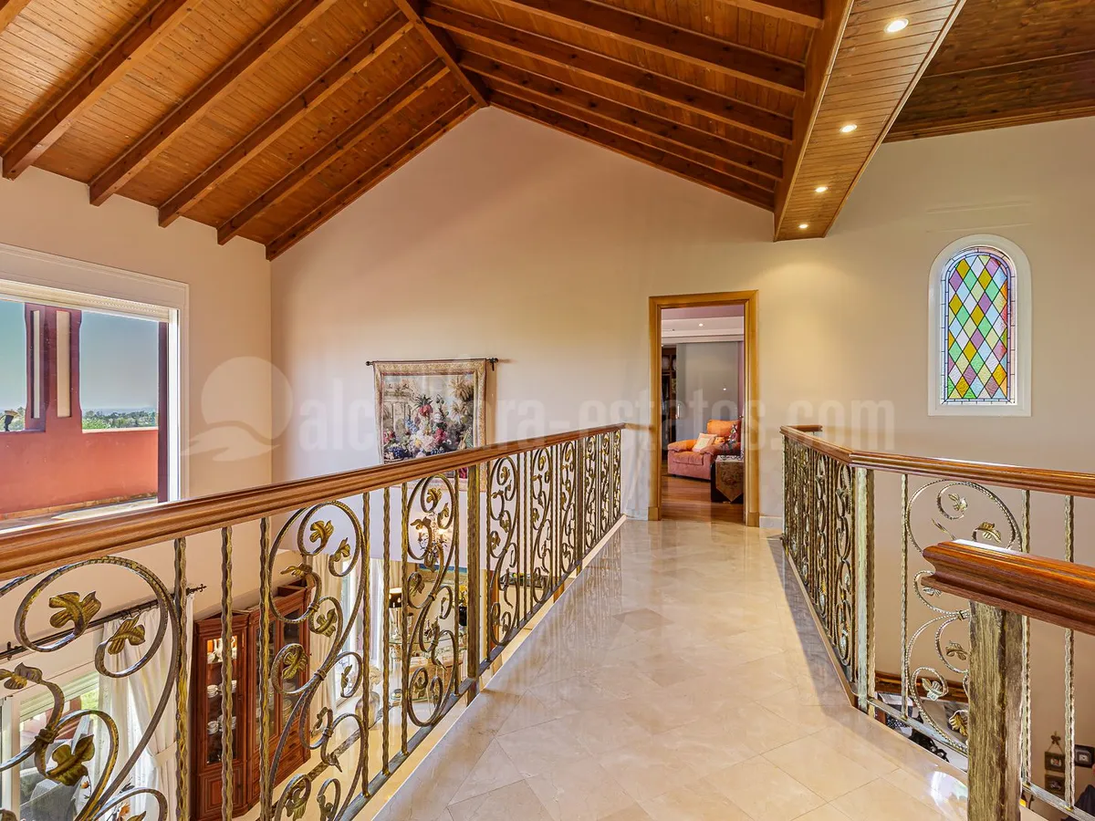 Villa for sale in Balcon de San Pedro